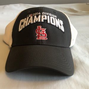 St. Louis cardinals hat